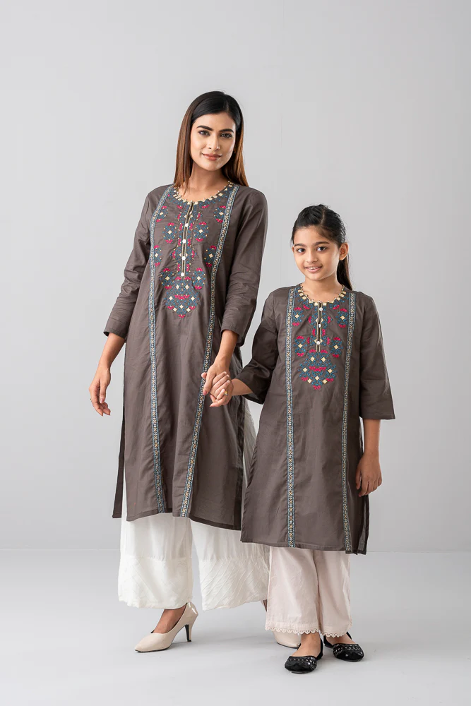 Girls Ethnic Top (6-8 Years) - Image 12