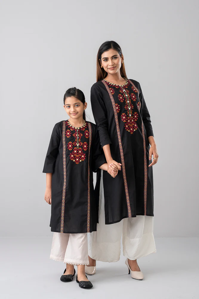 Girls Ethnic Top (6-8 Years) - Image 18