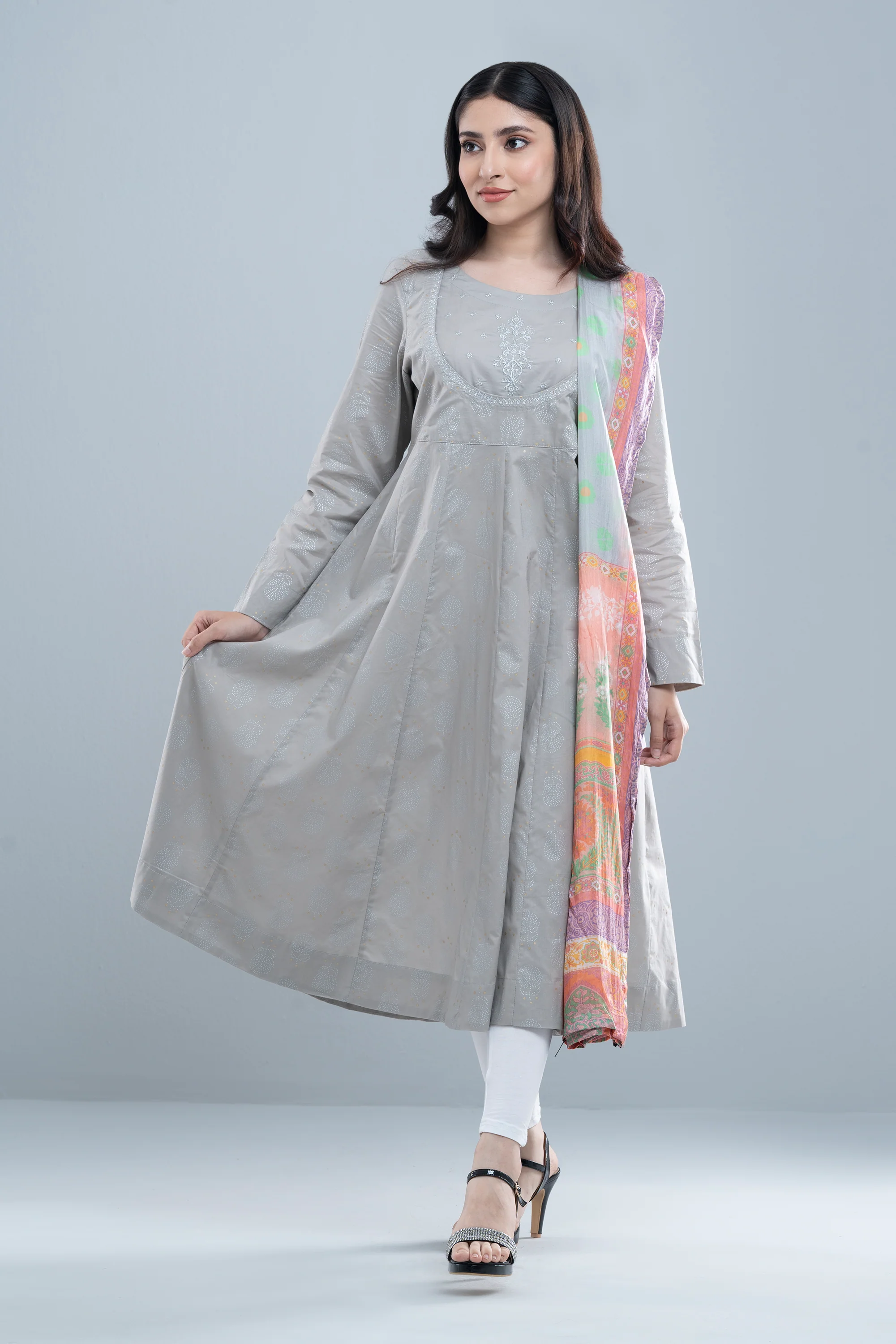 Smart Fit Embroidered Two-Piece Lawn with Silk Dupatta - Image 12