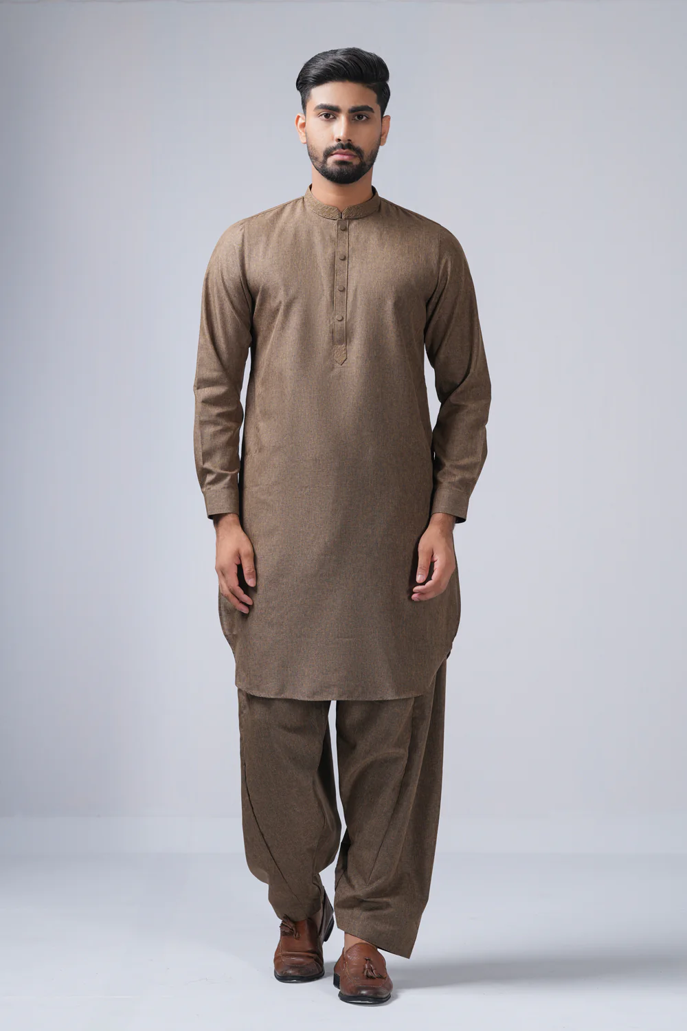 Regular Fit Embroidered Semi-Formal Kabli Set - Image 6