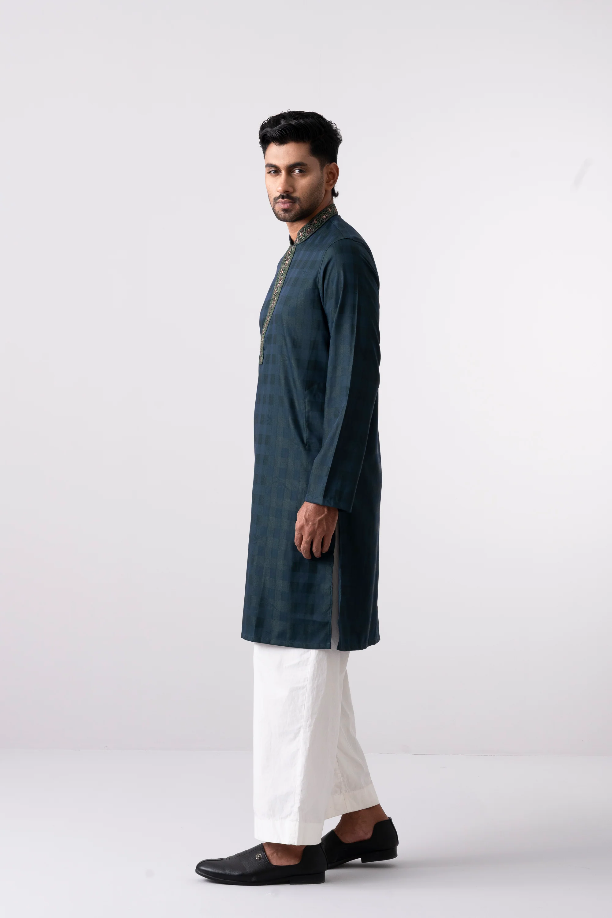 Regular Fit Embroidered Semi-Formal Panjabi - Image 10