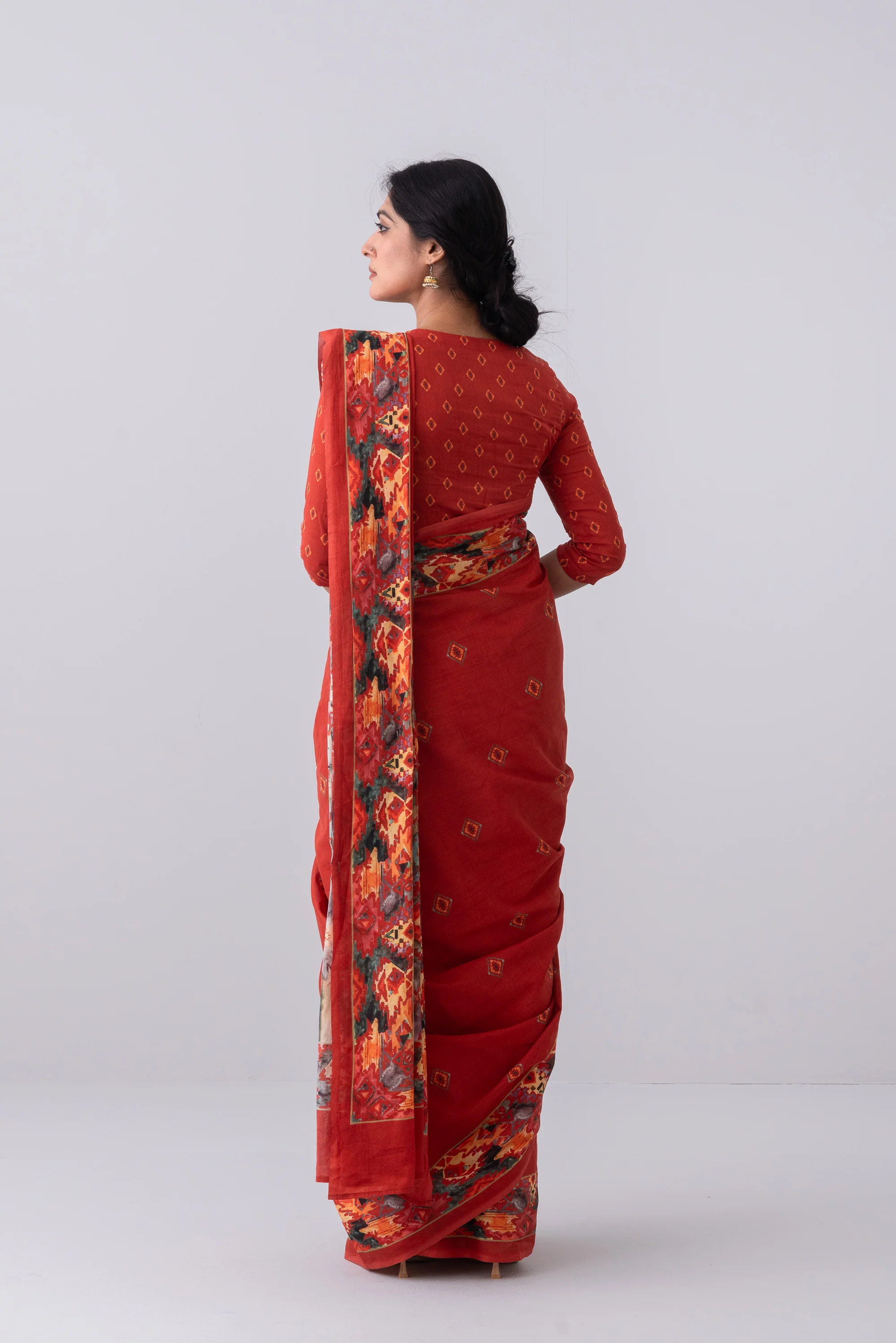Women's Saree - Image 3