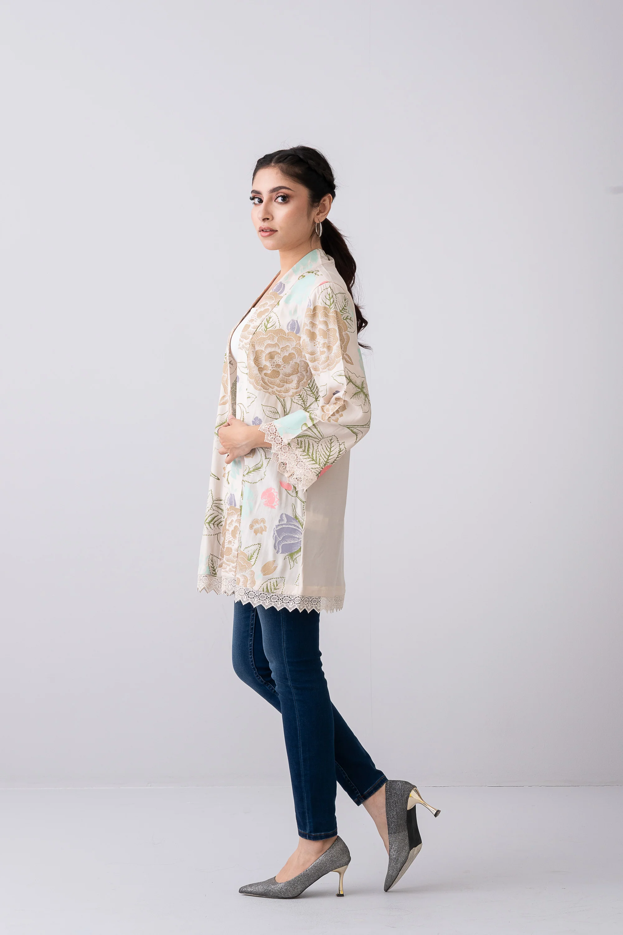 Regular Fit Georgette Bolero Top - Image 3