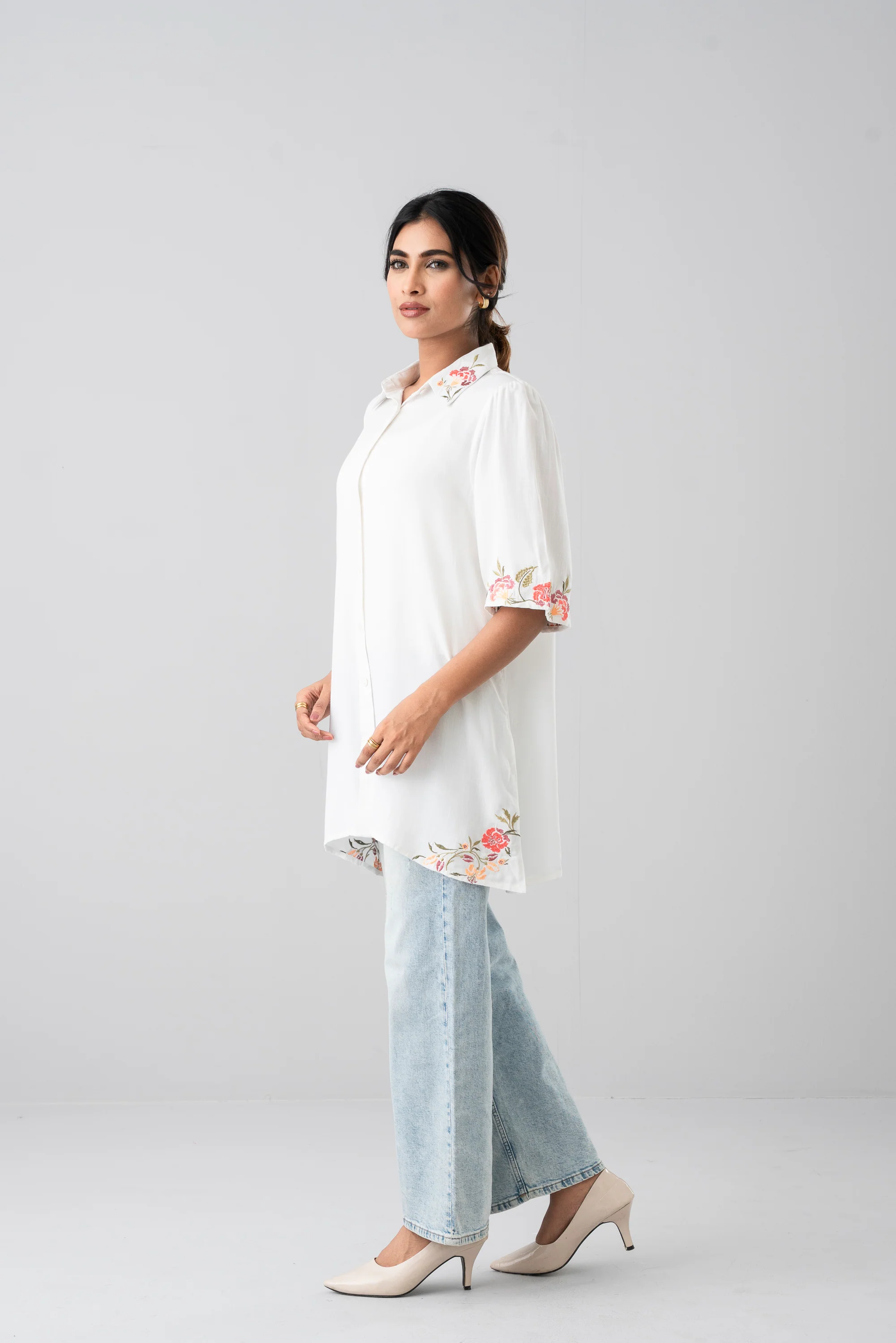 Relaxed Fit Embroidered Viscose Casual Shirt - Image 3