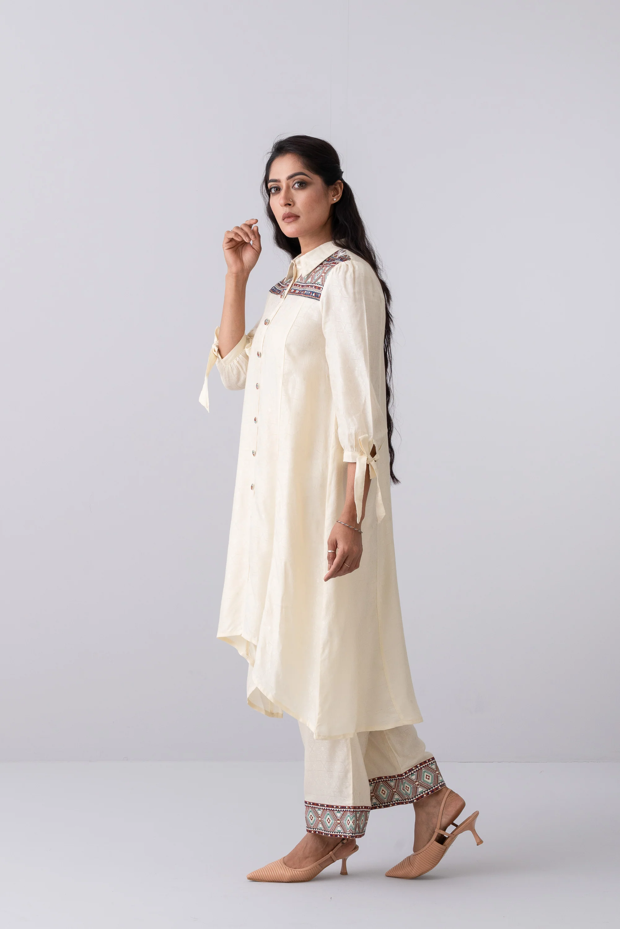 Smart fit Two-Piece Embroidered Semi Formal Set - Image 3