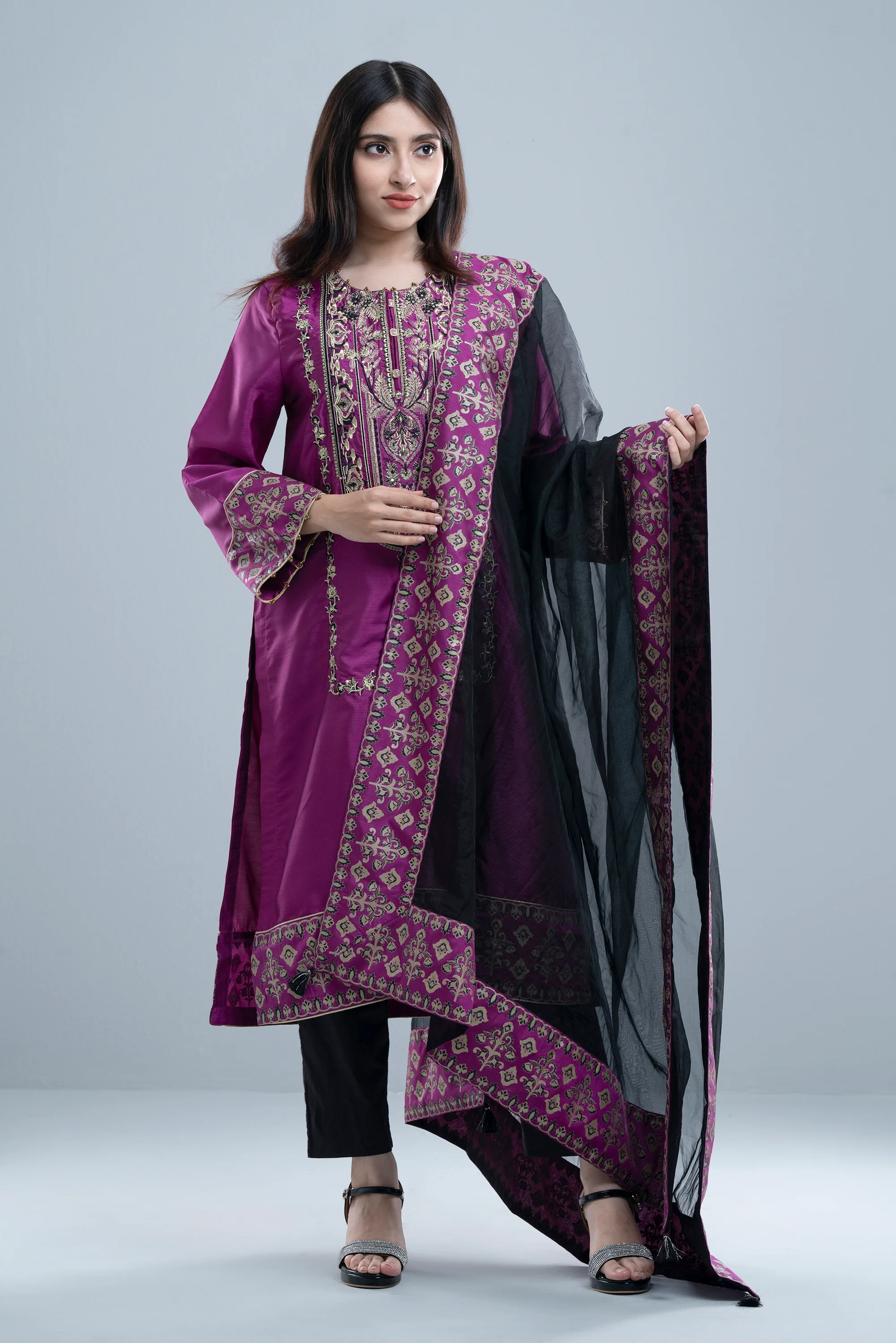 Smart Fit Embroidered Formal Two-Piece Ethnic Set with Organza Dupatta - Image 15