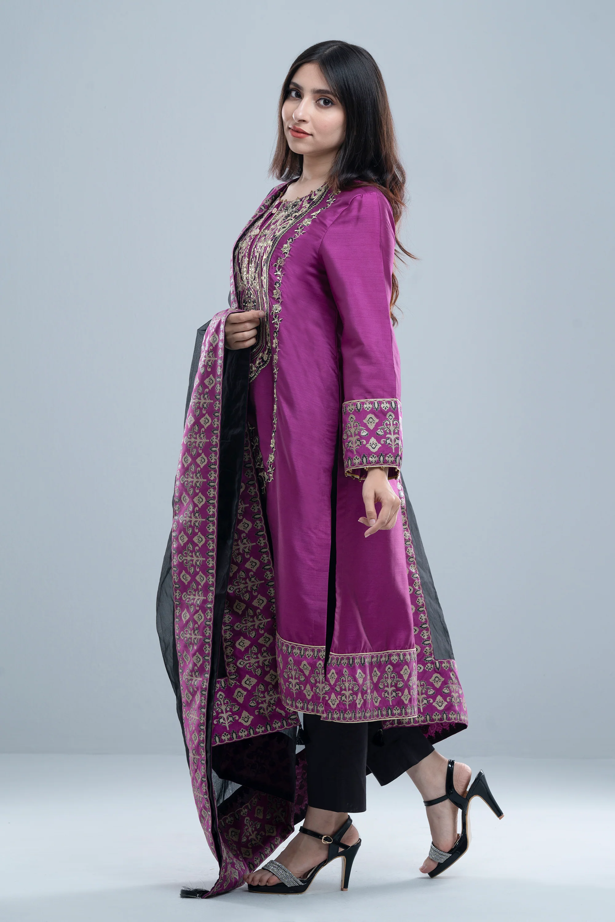 Smart Fit Embroidered Formal Two-Piece Ethnic Set with Organza Dupatta - Image 16