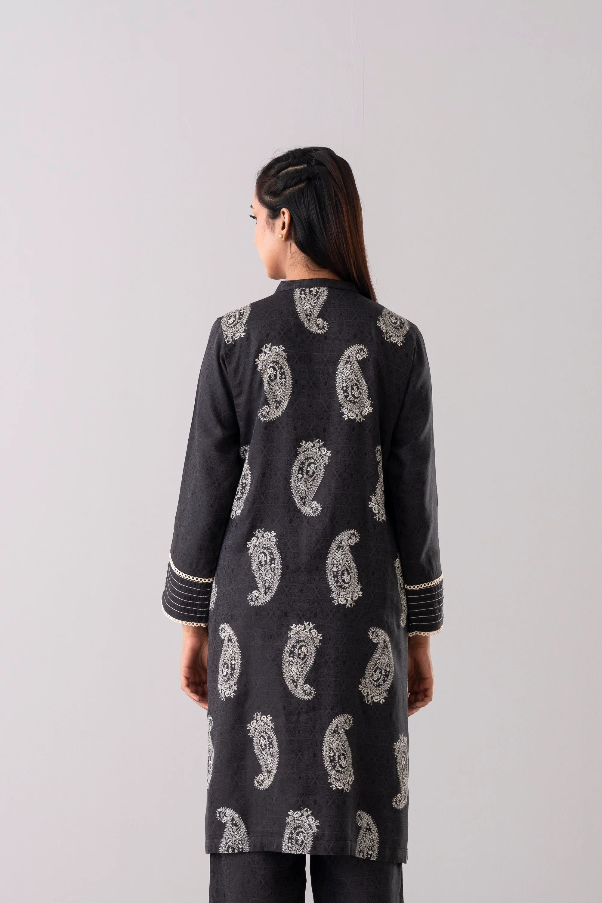 Relaxed Fit Semi-Formal Two-Piece Ethnic Set - Image 4