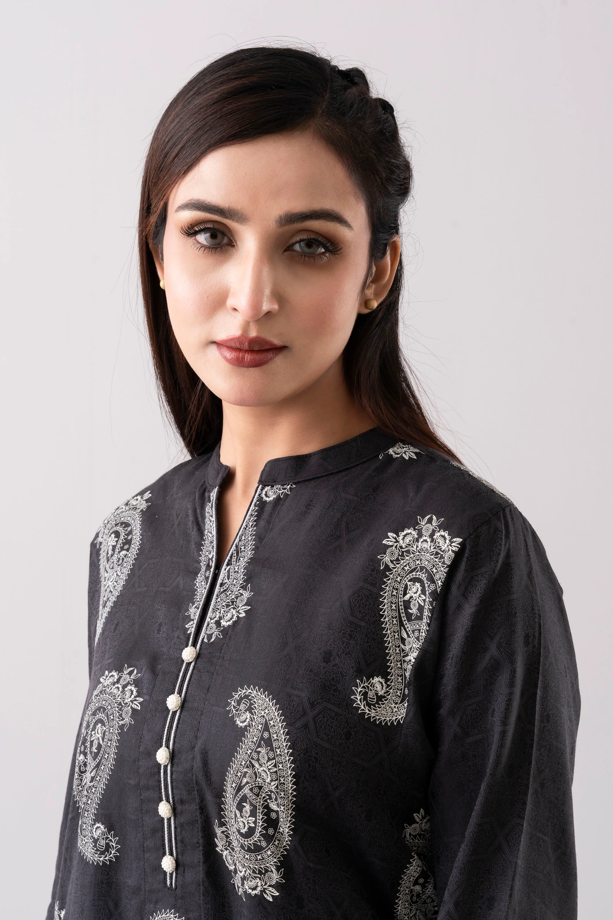 Relaxed Fit Semi-Formal Two-Piece Ethnic Set - Image 5