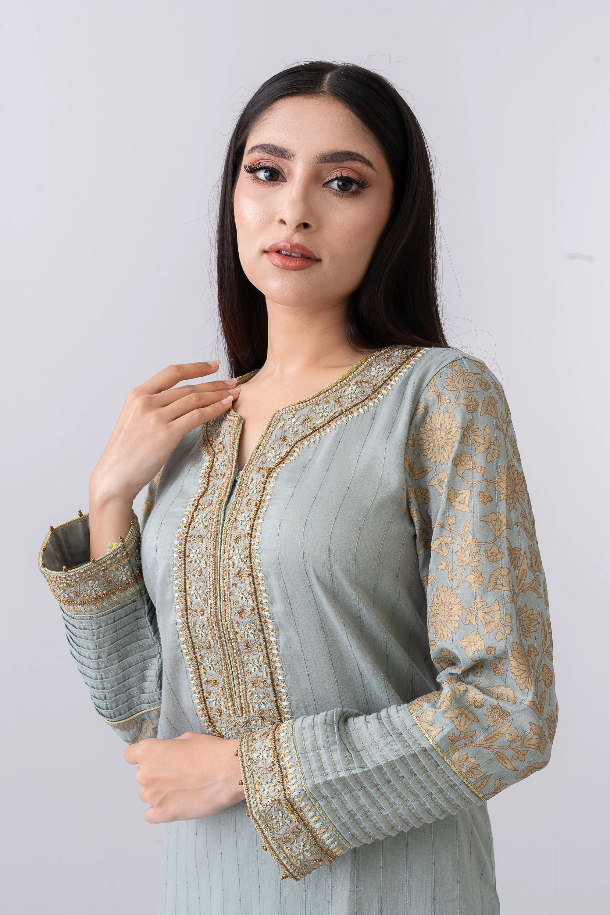 Smart Fit Embroidered Three-Piece Formal Ethnic Set - Image 7