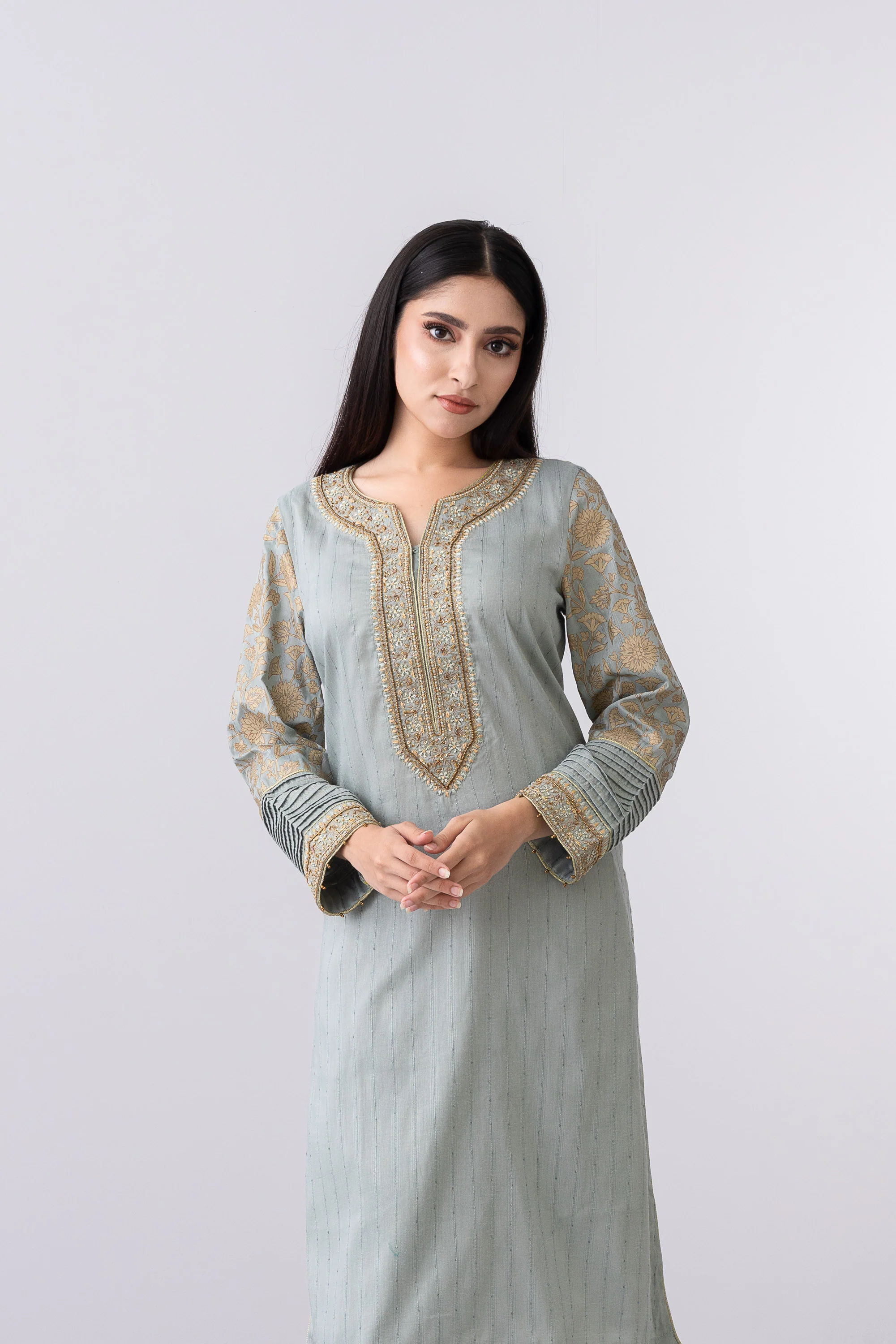 Smart Fit Embroidered Three-Piece Formal Ethnic Set - Image 8