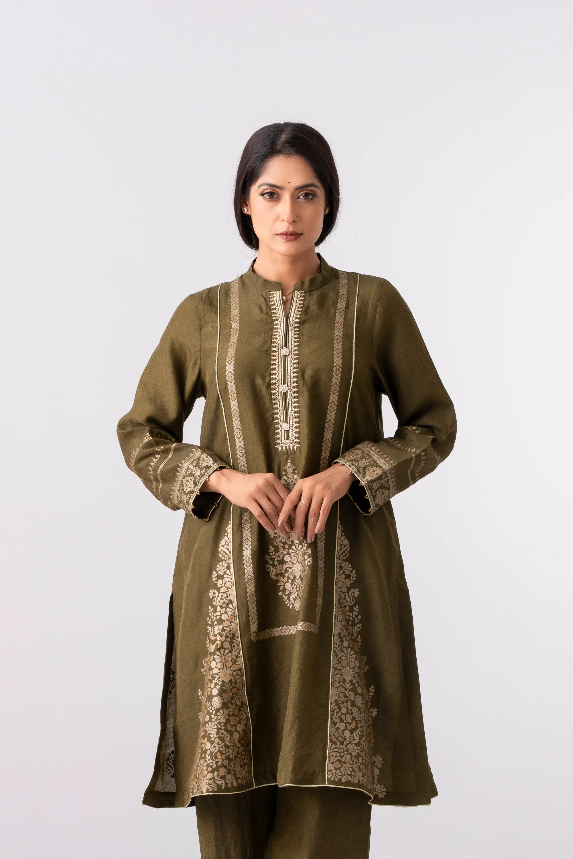 Smart Fit Embroidered Three-Piece Ethnic Set - Image 11