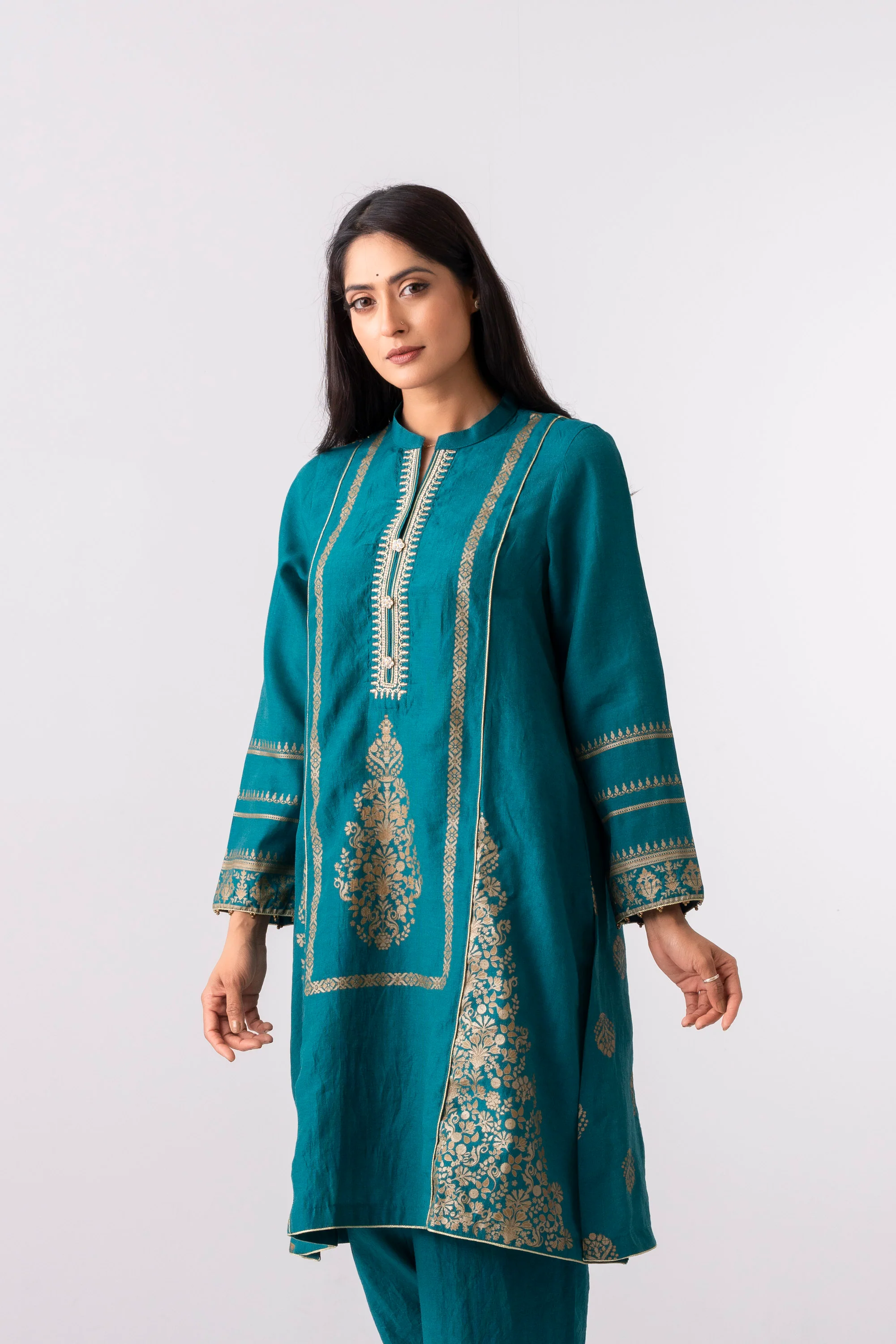 Smart Fit Embroidered Three-Piece Ethnic Set - Image 5