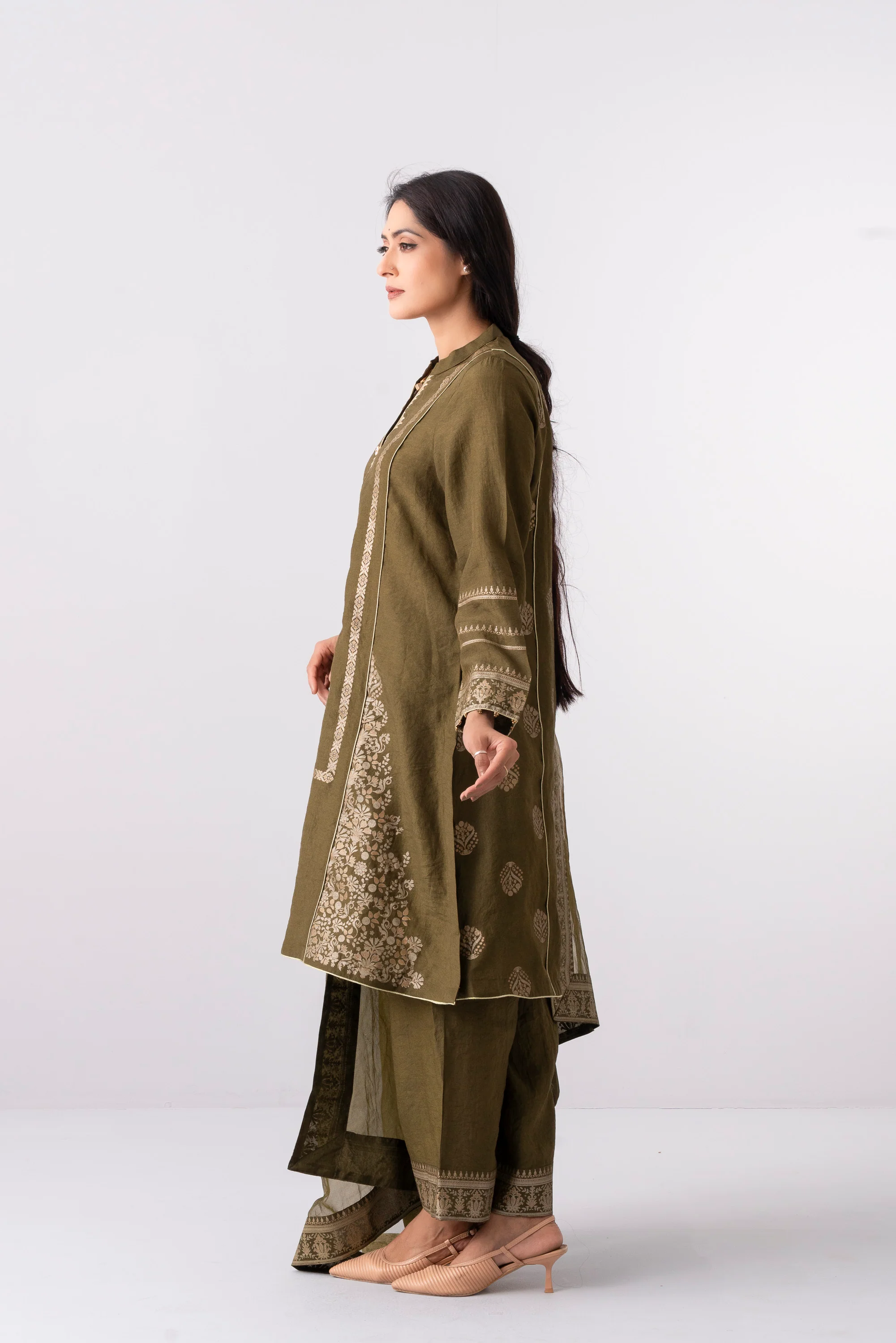 Smart Fit Embroidered Three-Piece Ethnic Set - Image 9