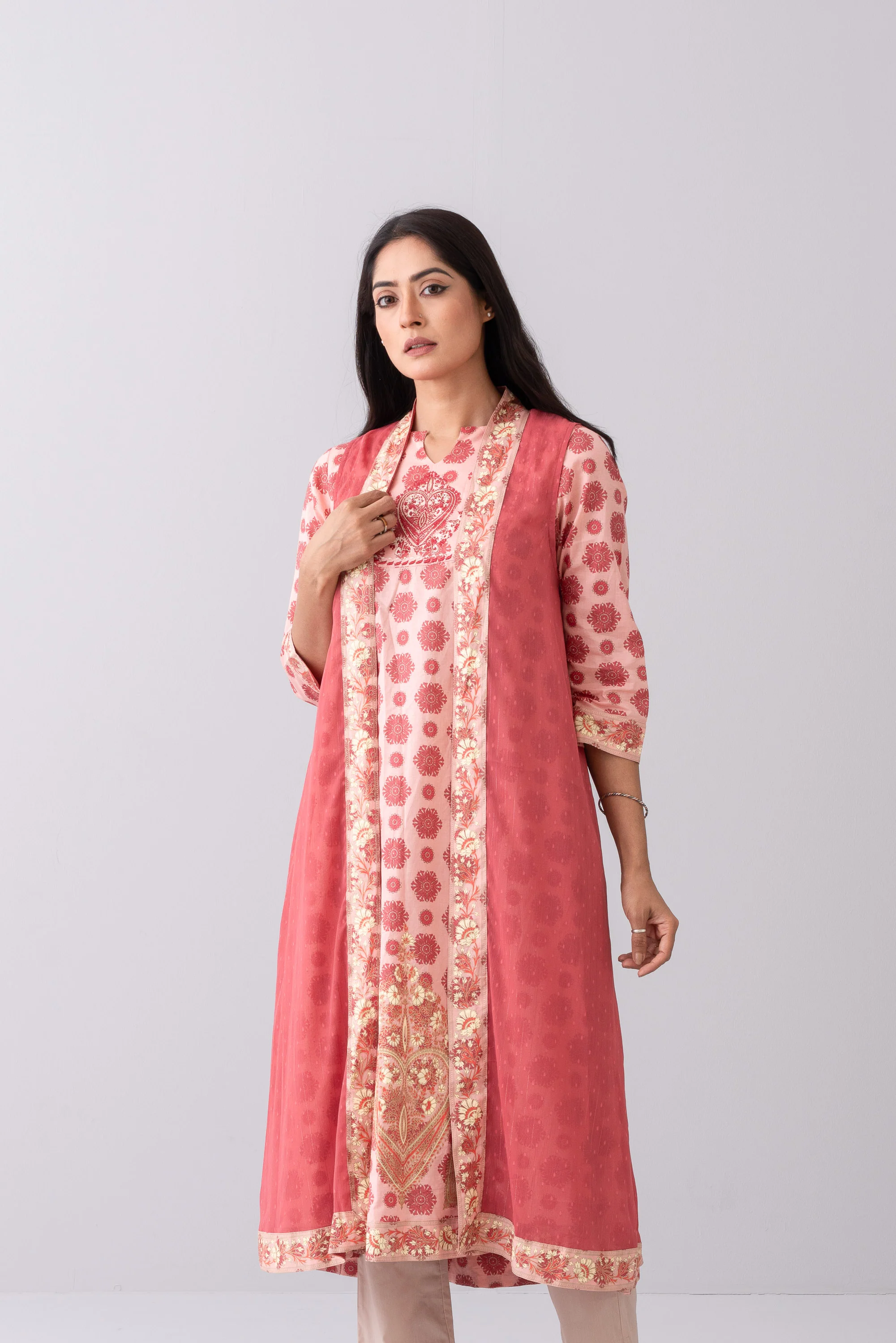 Long-Length Double-Layered Smart Fit Kurta - Image 9