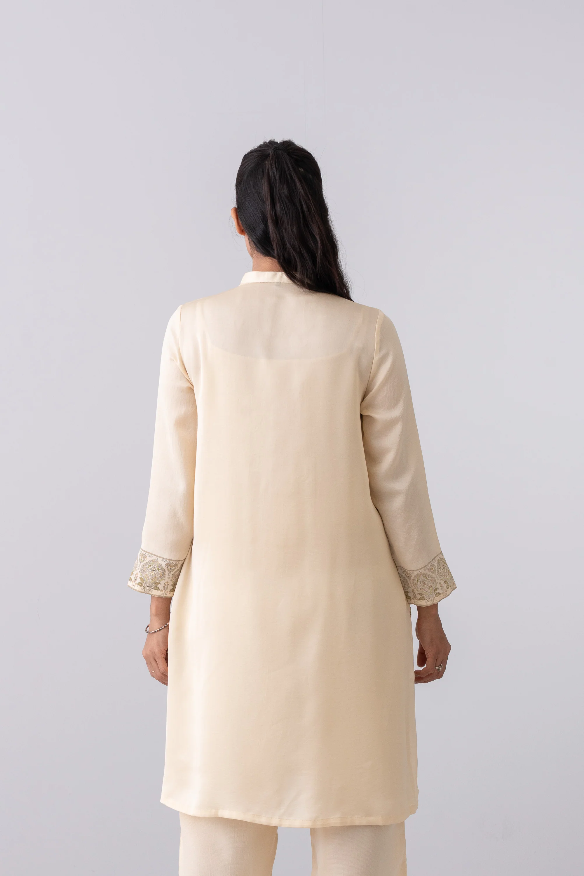 Relaxed Fit Embroidered Silk Ethnic Kurta - Image 10