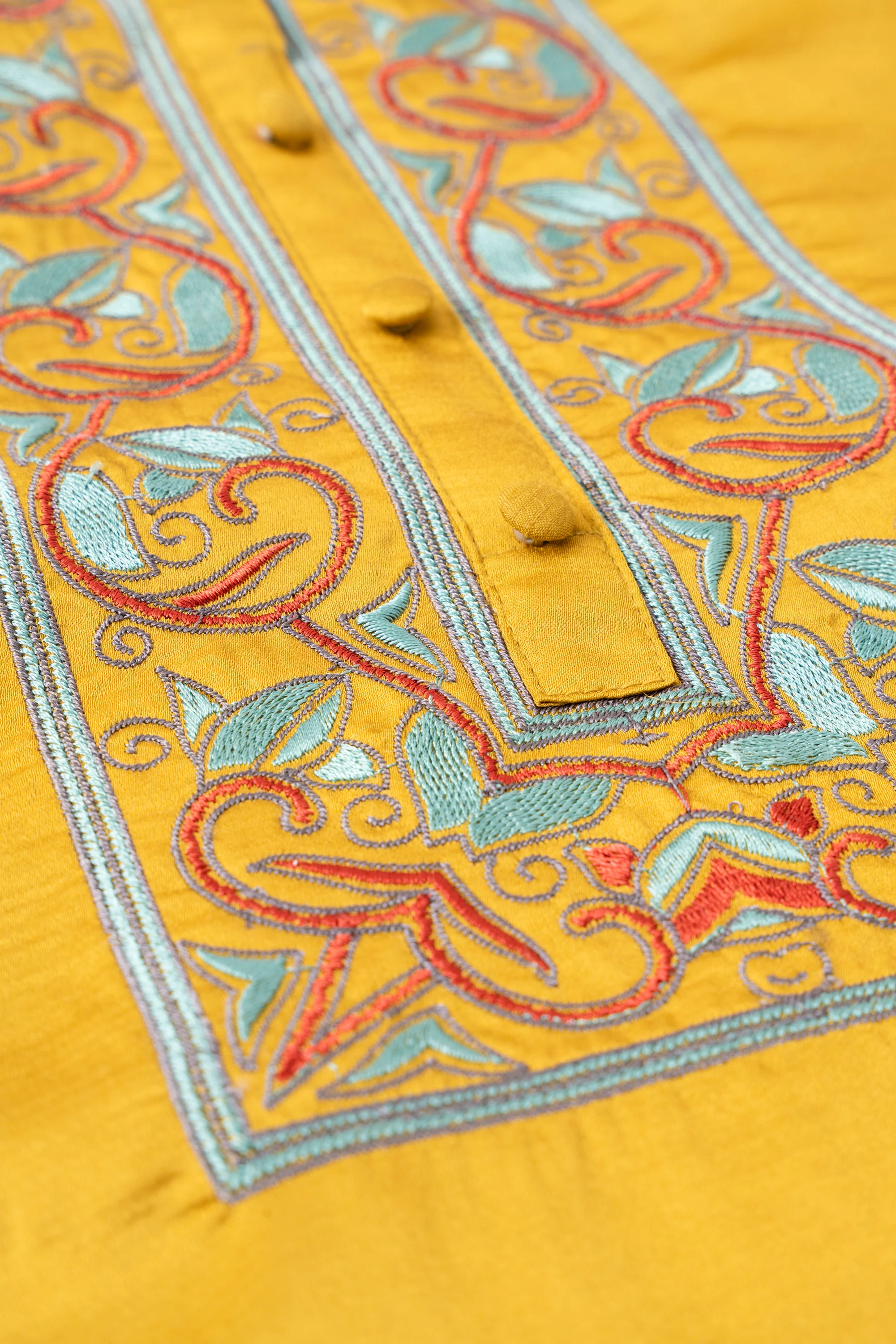 Relaxed Fit Embroidered Silk Ethnic Kurta - Image 6