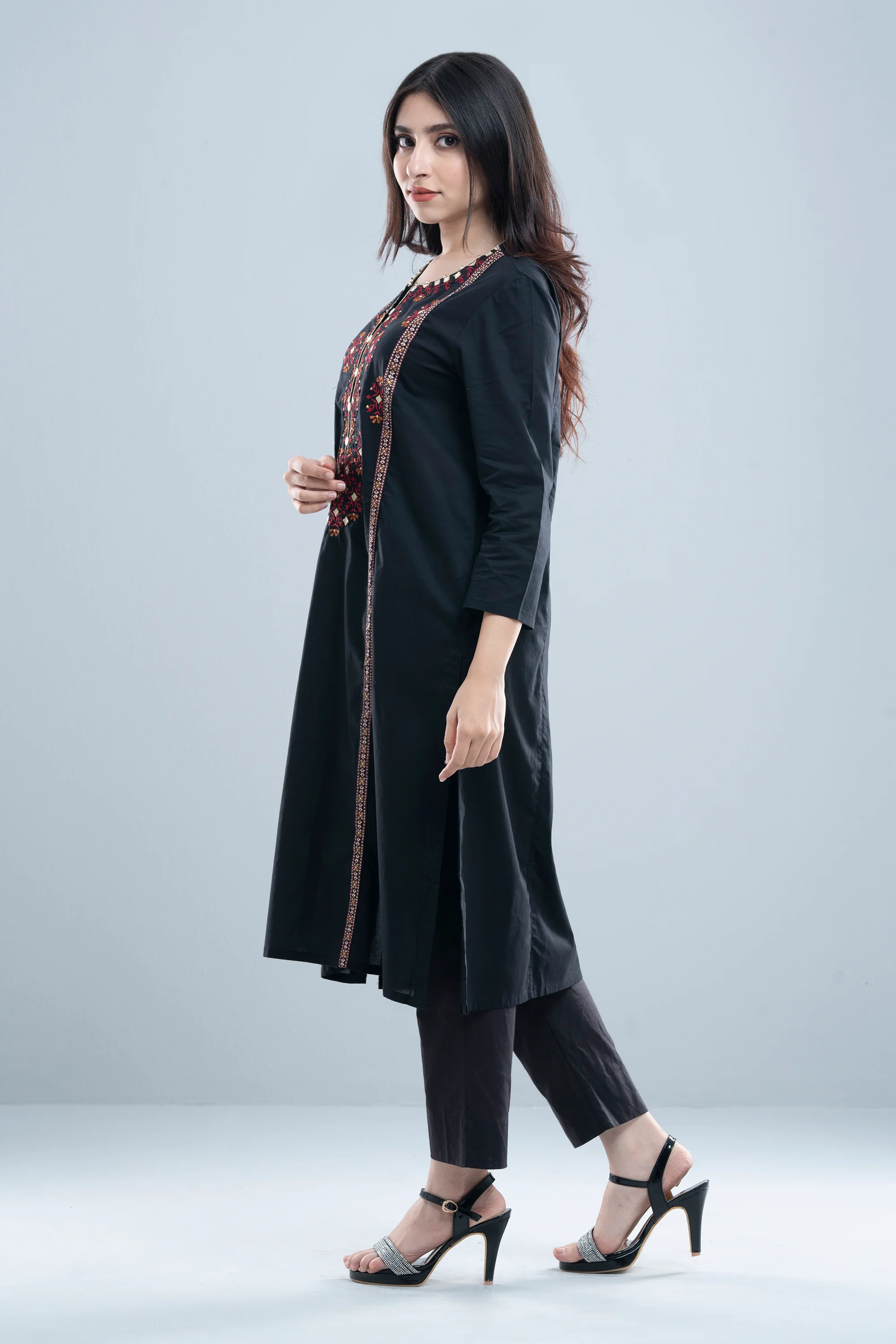 Smart Fit Embroidered Ethnic Kurta - Image 18