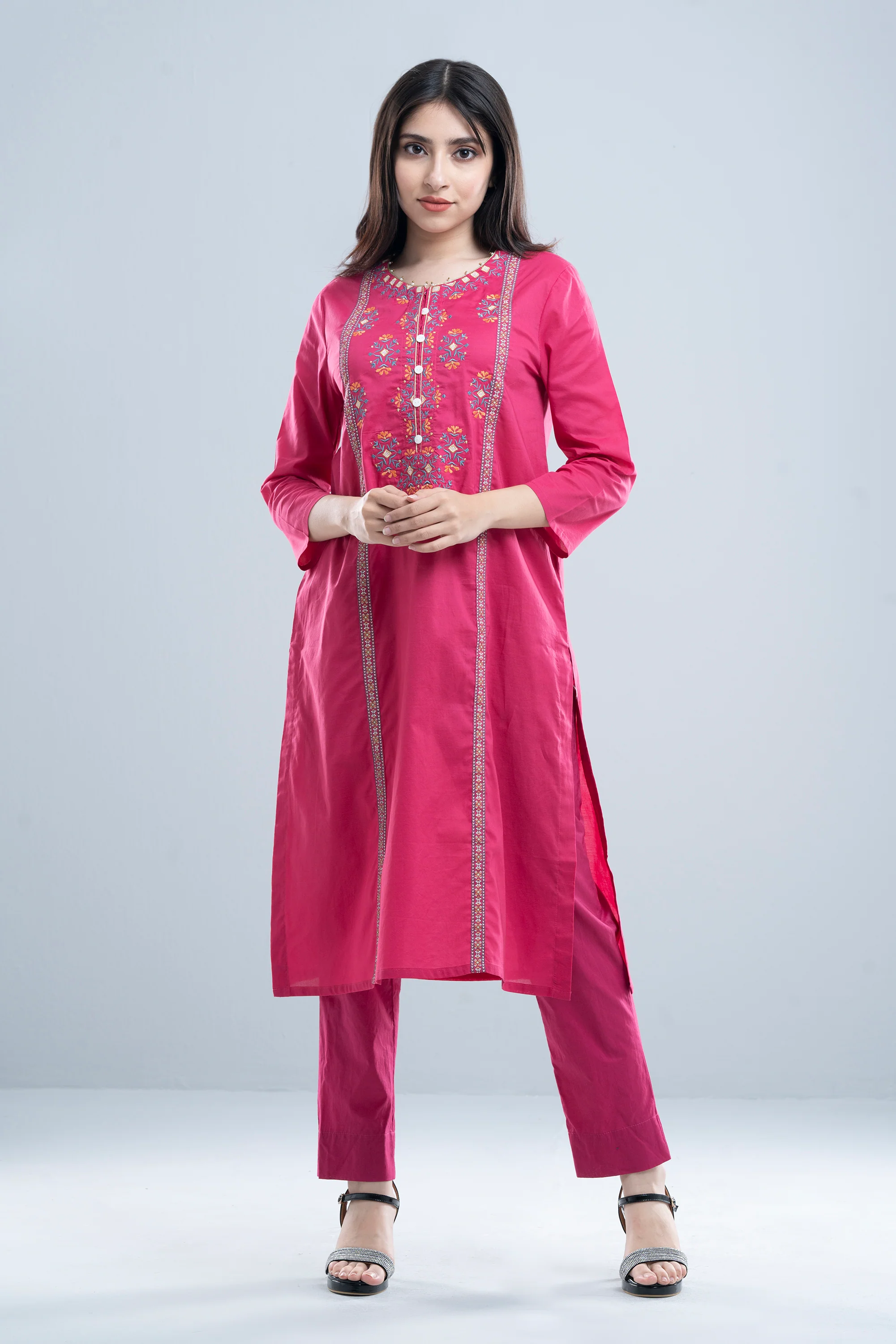 Smart Fit Embroidered Ethnic Kurta - Image 3
