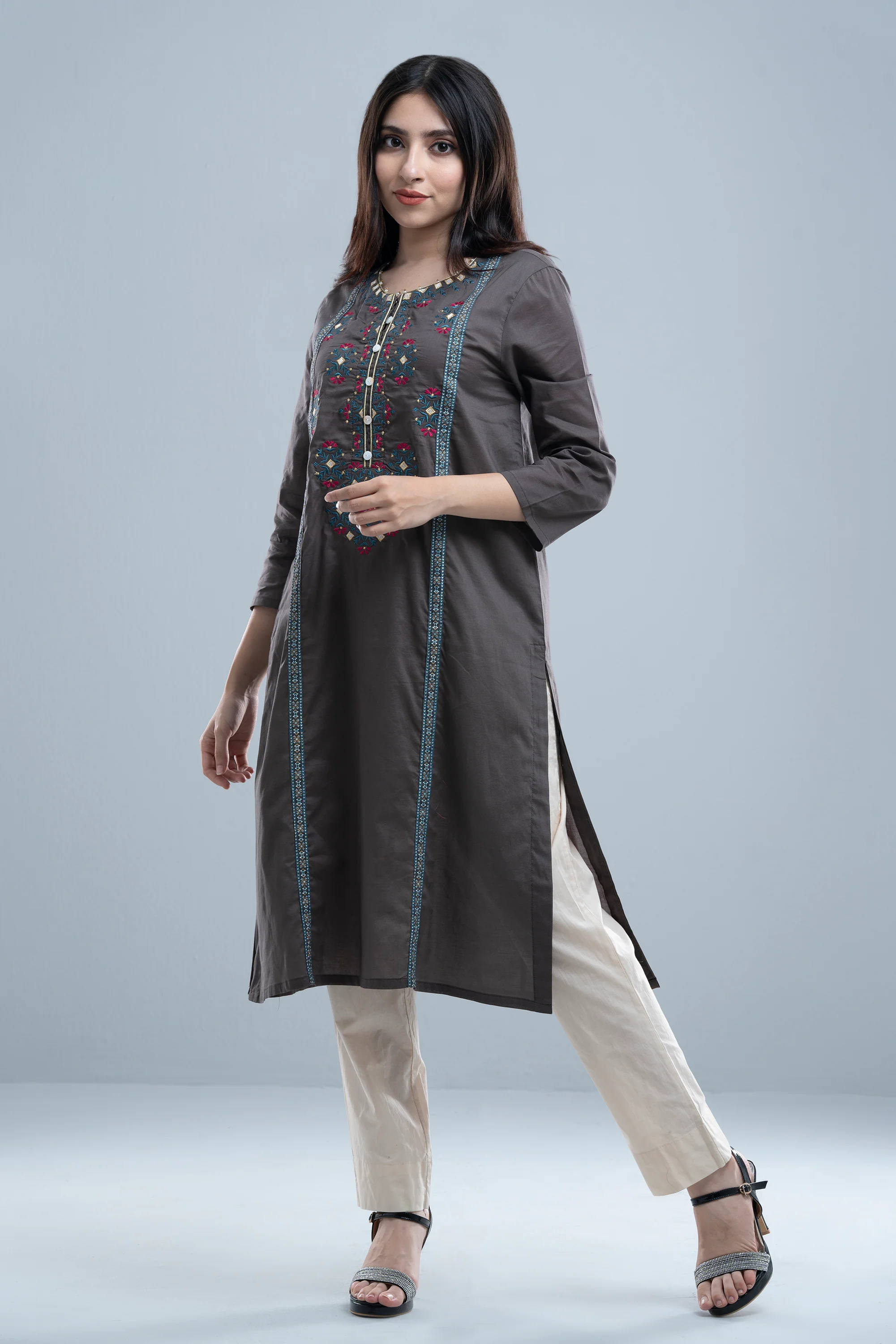 Smart Fit Embroidered Ethnic Kurta - Image 9