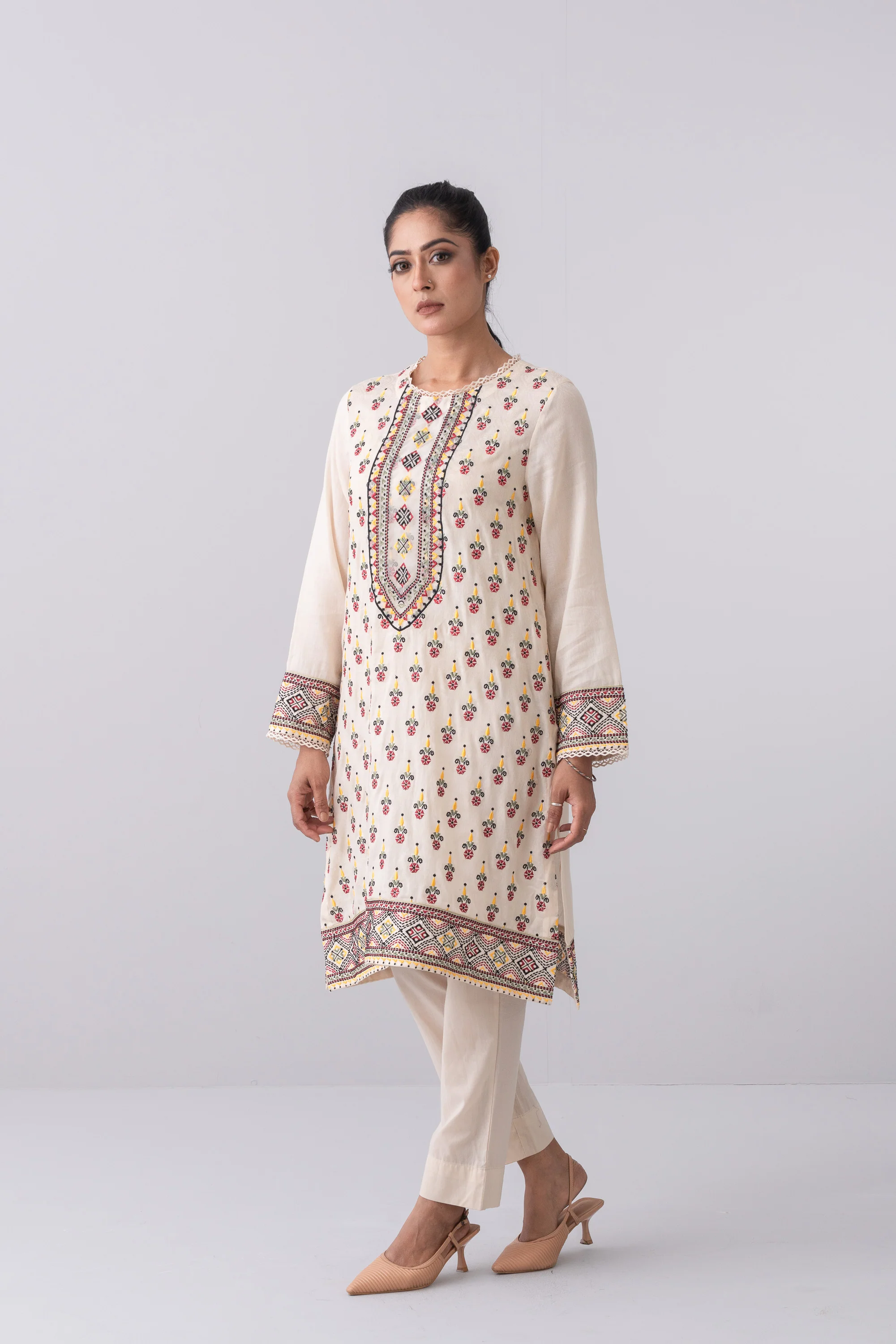 Smart Fit Mid-Length One-Piece Lawn Kurta - Image 6