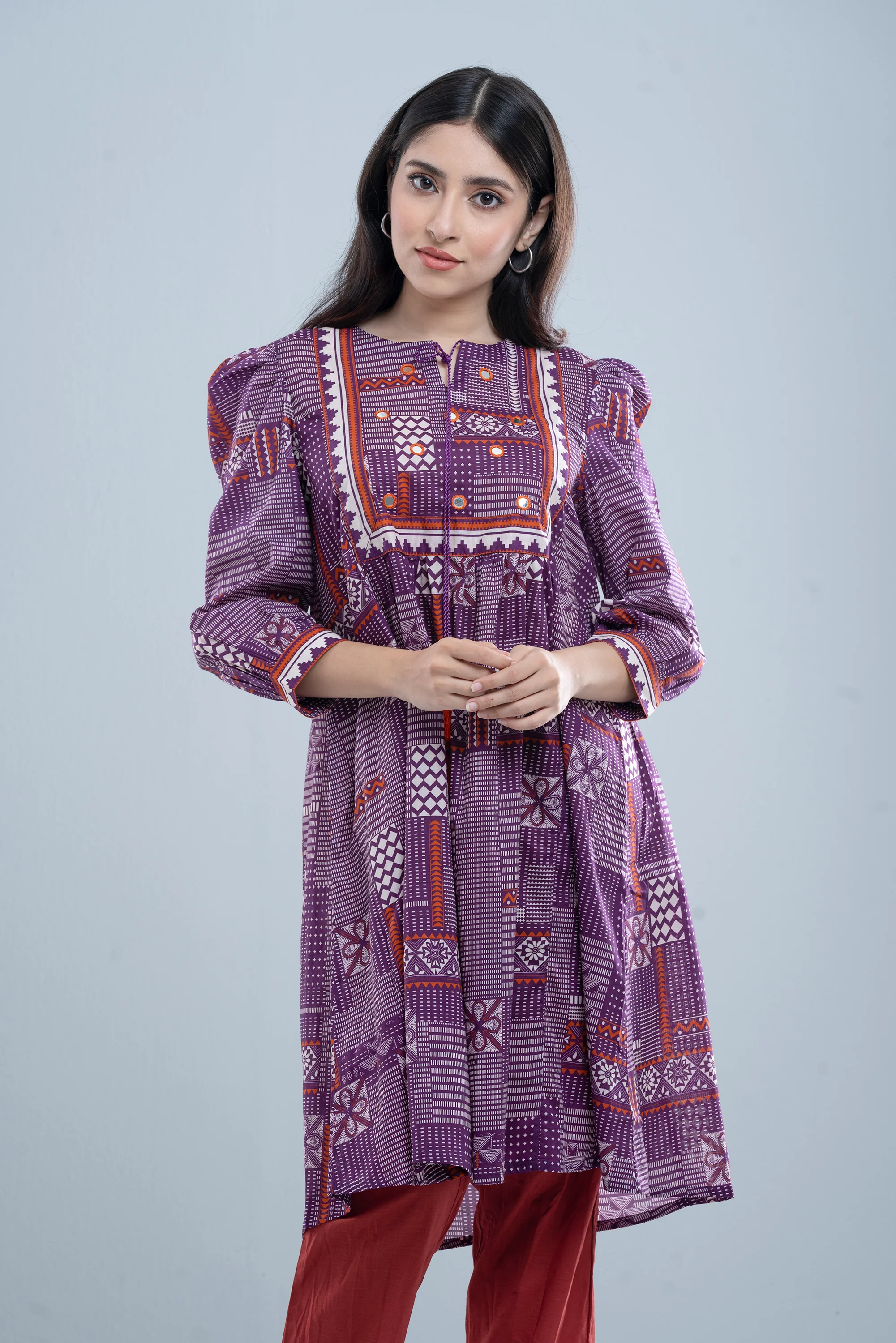 Smart Fit Printed Lawn Kurta - Image 3