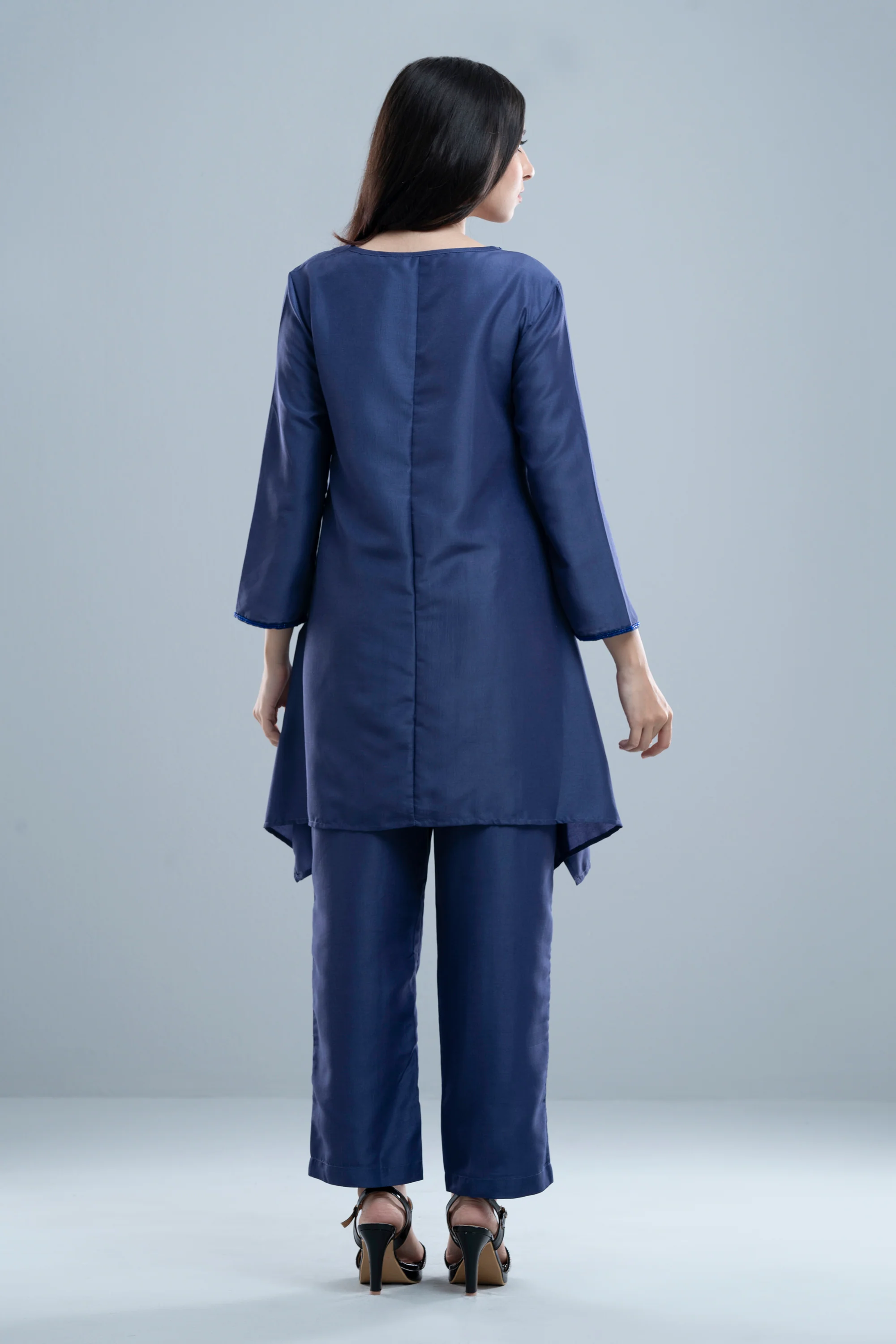 Regular Fit Soy Silk Set - Mystika - Image 5