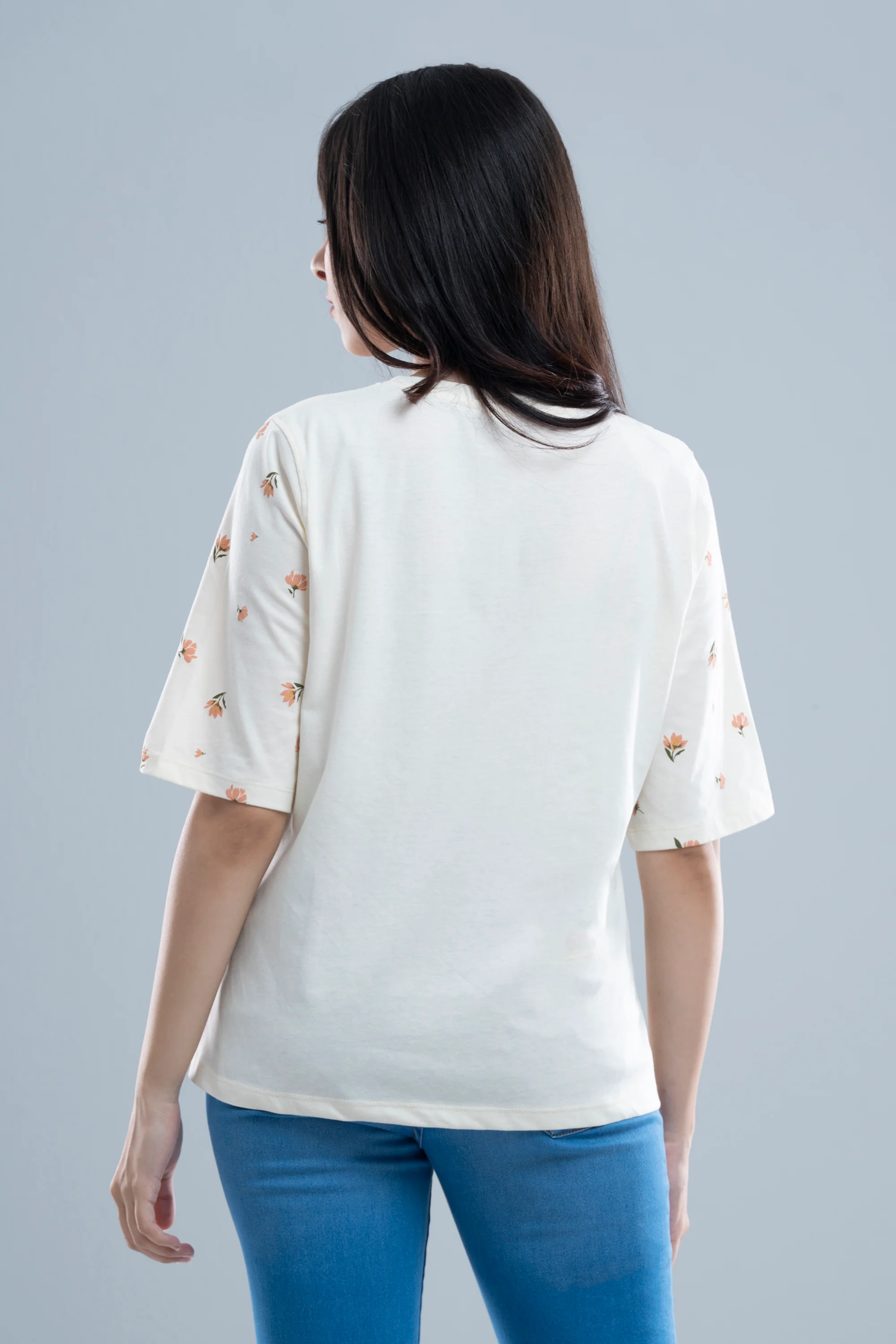Relaxed Fit Floral Printed T-Shirt - Image 4